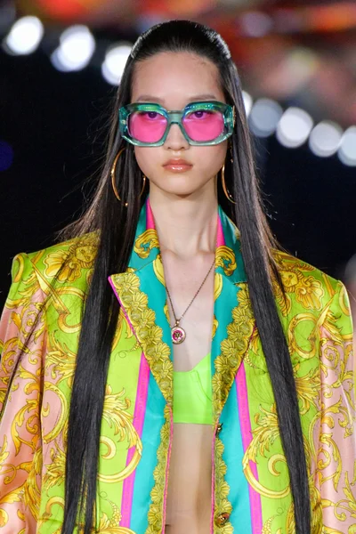 Look 68